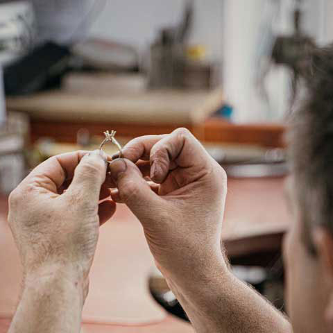 Goldstoff Designs Yoëlla the first mold